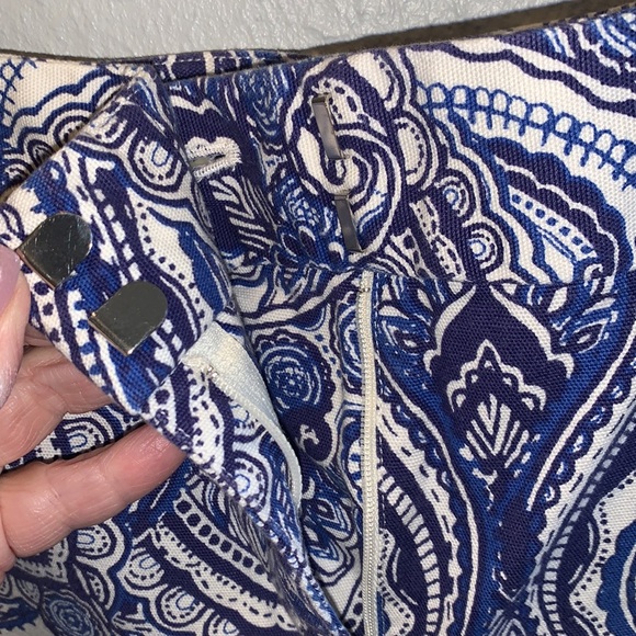 Talbots Women's Bermuda Shorts Blue & White Paisley Walking Long Women’s Sz 10 - Picture 4 of 8